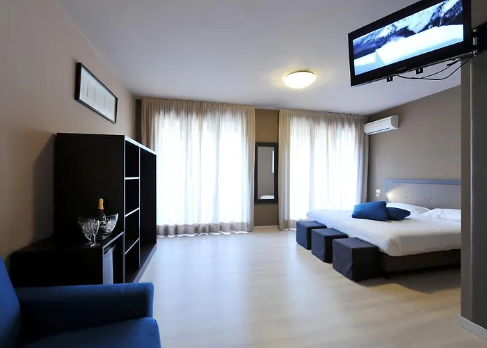 M14 Hotel & Spa
